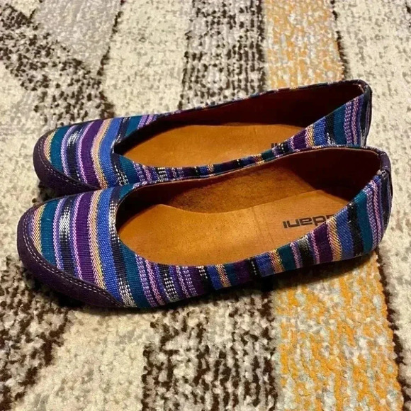 Cadani Boho Aztec Colorful Flats - Picture 7 of 7